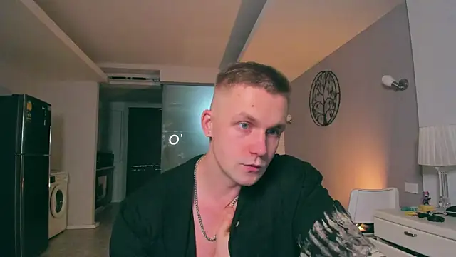 Samuel Andrew online show from 10-14-25, 06:14