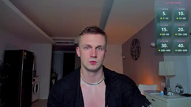 Snapshot of Samuel_Andrew chatting on 05-30-26, 10:45 Samuel Andrew online show from 05-30-26, 10:45