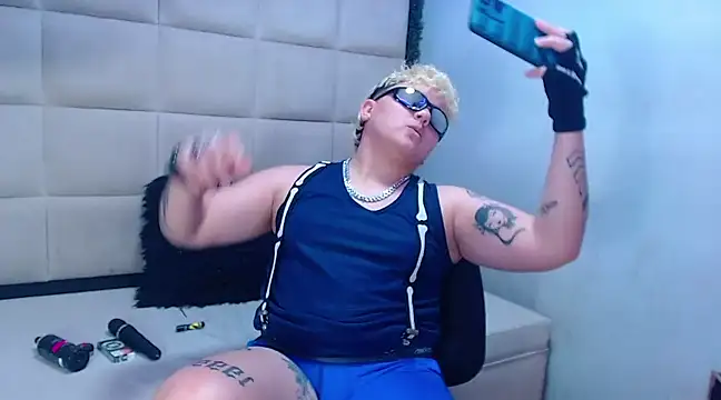 isabeautyx19 online show from 01-15-25, 02:13