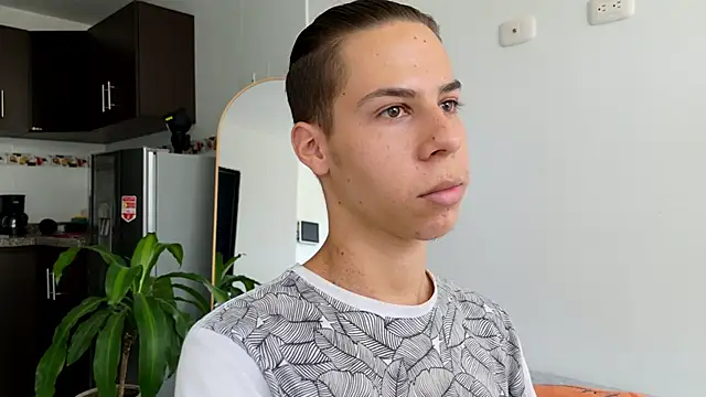 grey   27 online show from 02-23-25, 05:18