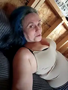 stellaquinn1775 online show from 12-18-24, 09:51