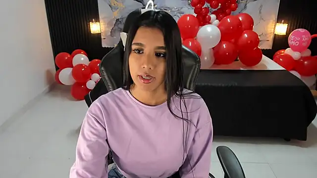 Ivy 16 online show from 02-17-25, 12:05