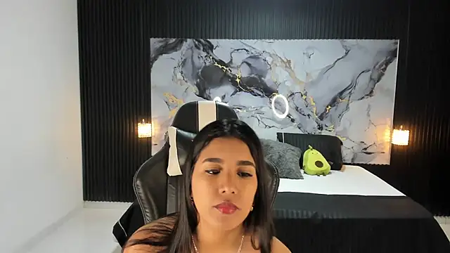 Ivy 16 online show from 03-04-25, 12:01