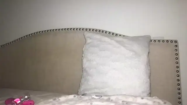 xoxcatt online show from 02-12-25, 04:23