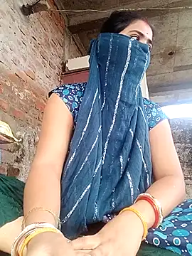 Snapshot of Mamta_Chaterjee chatting on 06-17-26, 01:19 Mamta Chaterjee online show from 06-17-26, 01:19