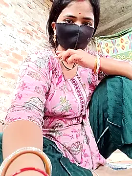 Snapshot of Mamta_Chaterjee chatting on 07-14-26, 02:05 Mamta Chaterjee online show from 07-14-26, 02:05