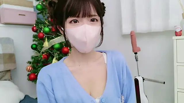 Snapshot of -minami- chatting on 12-04-24, 02:15 -minami- online show from 12-04-24, 02:15