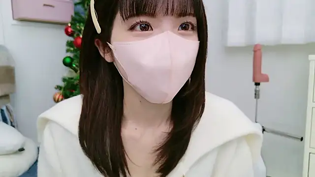 Snapshot of -minami- chatting on 12-05-24, 12:55 -minami- online show from 12-05-24, 12:55