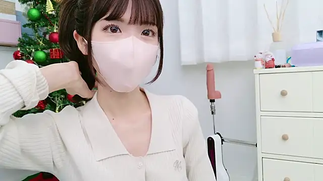 Snapshot of -minami- chatting on 12-16-24, 12:06 -minami- online show from 12-16-24, 12:06