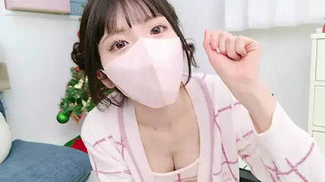 Snapshot of -minami- chatting on 12-19-24, 05:29 -minami- online show from 12-19-24, 05:29