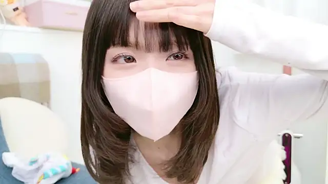 Snapshot of -minami- chatting on 01-23-25, 02:39 -minami- online show from 01-23-25, 02:39