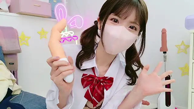 Snapshot of -minami- chatting on 02-02-25, 06:48 -minami- online show from 02-02-25, 06:48