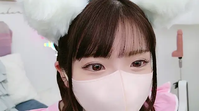 Snapshot of -minami- chatting on 03-03-25, 12:16 -minami- online show from 03-03-25, 12:16