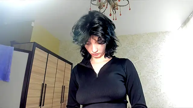 JulisSweet online show from 03-13-25, 01:40