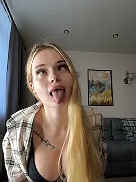 Vladamais online show from 10-06-25, 01:41