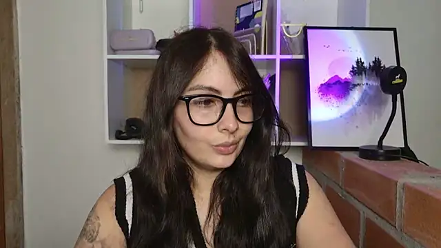 Snapshot of lalawhitte chatting on 06-02-26, 03:25 lalawhitte online show from 06-02-26, 03:25