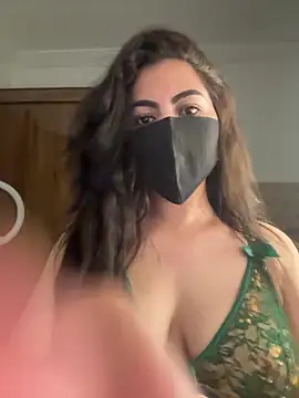 Hot-Sarah-arab online show from 05-12-26, 10:40