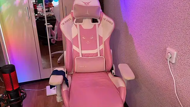 Katrin  kiss online show from 01-13-26, 09:36