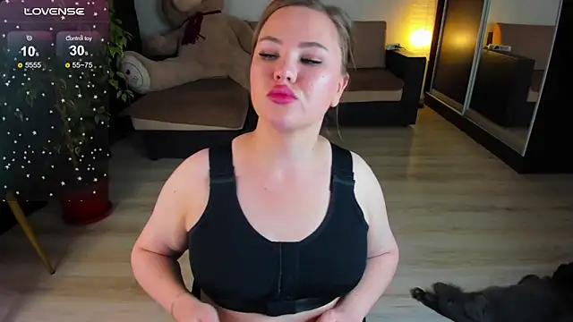 Carolina bby online show from 09-27-25, 11:54