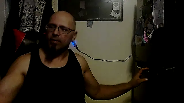 KrazyLegz online show from 09-22-25, 02:35