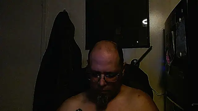 KrazyLegz online show from 11-17-25, 08:53