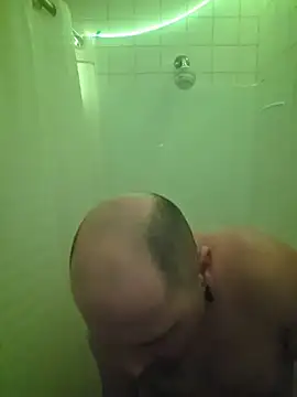 Snapshot of KrazyLegz chatting on 02-18-26, 03:02 KrazyLegz online show from 02-18-26, 03:02