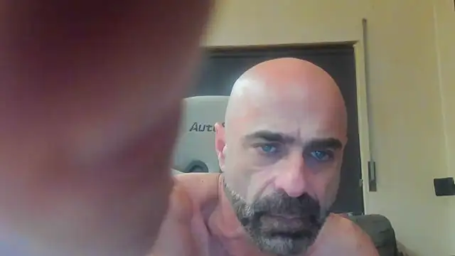 Snapshot of Bicopflirt chatting on 10-15-25, 11:16 Bicopflirt online show from 10-15-25, 11:16