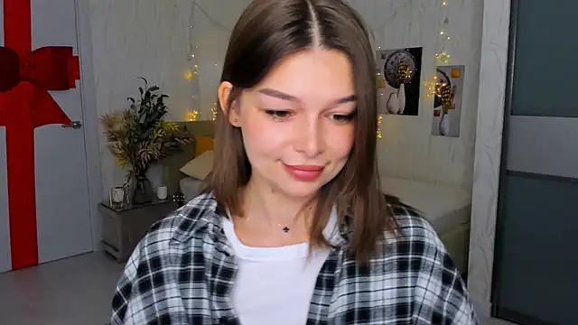 ContinentOfTranquility online show from 02-04-25, 01:13