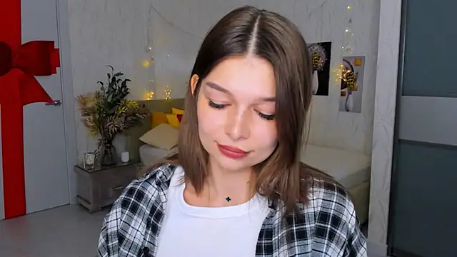 ContinentOfTranquility online show from 02-04-25, 05:10