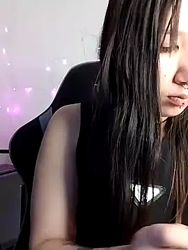 Snapshot of Japabaixinha chatting on 12-17-24, 07:50 Japabaixinha online show from 12-17-24, 07:50