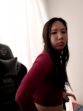 Snapshot of Japabaixinha chatting on 02-05-25, 03:31 Japabaixinha online show from 02-05-25, 03:31