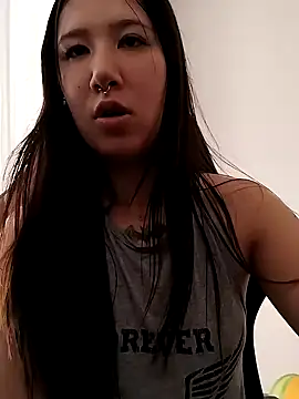 Snapshot of Japabaixinha chatting on 02-10-25, 05:52 Japabaixinha online show from 02-10-25, 05:52