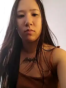 Snapshot of Japabaixinha chatting on 02-11-25, 04:24 Japabaixinha online show from 02-11-25, 04:24