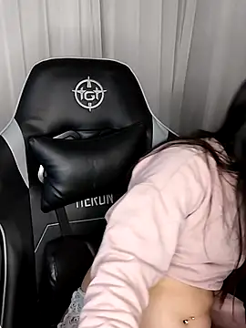 Snapshot of Japabaixinha chatting on 03-12-25, 04:08 Japabaixinha online show from 03-12-25, 04:08