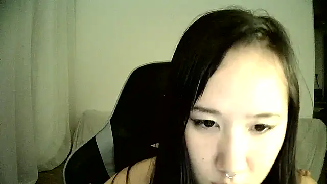 Snapshot of Japabaixinha chatting on 03-21-25, 12:29 Japabaixinha online show from 03-21-25, 12:29