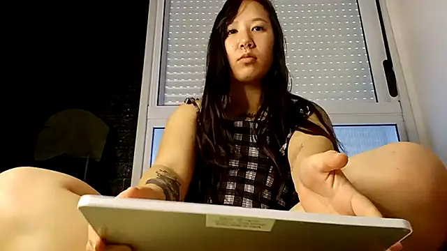 Snapshot of Japabaixinha chatting on 09-19-25, 11:00 Japabaixinha online show from 09-19-25, 11:00