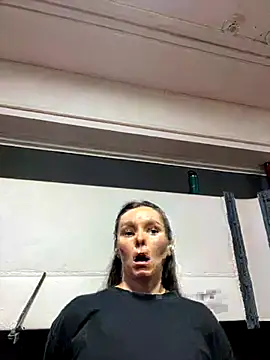 Snapshot of Jinna_milli chatting on 10-21-25, 03:13 Jinna milli online show from 10-21-25, 03:13