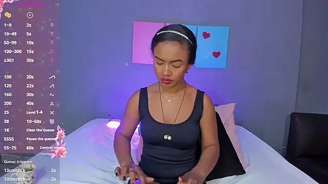 Snapshot of EmmaSmith06 chatting on 11-10-25, 05:12 EmmaSmith06 online show from 11-10-25, 05:12