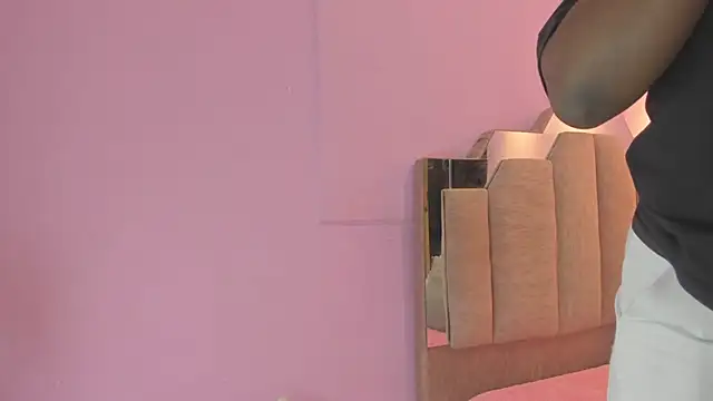 LoveQueen2 online show from 10-07-25, 11:51