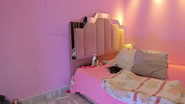 LoveQueen2 online show from 12-02-25, 12:21