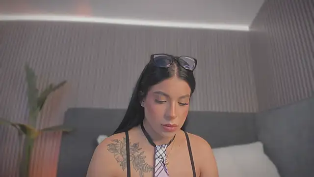 emelie 89 online show from 03-13-26, 12:01