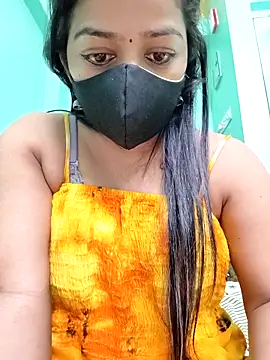 Snapshot of Monalisa_Singh chatting on 11-15-25, 05:42 Monalisa Singh online show from 11-15-25, 05:42