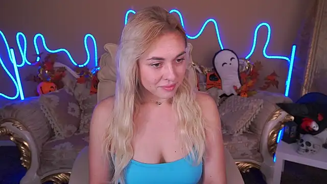 Snapshot of ArishkaLulu chatting on 11-01-25, 07:10 ArishkaLulu online show from 11-01-25, 07:10