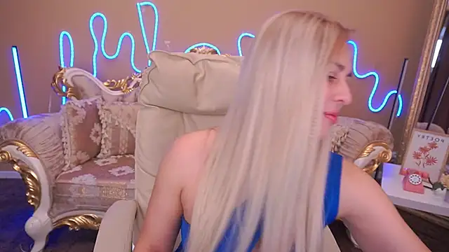 Snapshot of ArishkaLulu chatting on 11-05-25, 06:57 ArishkaLulu online show from 11-05-25, 06:57