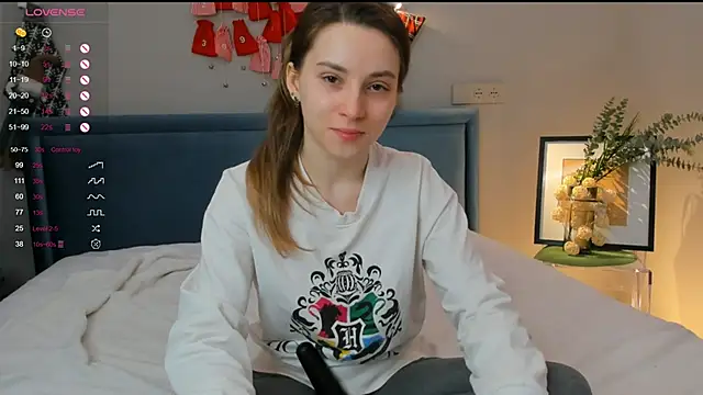 DonnaBurkee online show from 01-22-25, 04:12