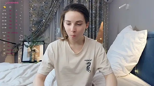 DonnaBurkee online show from 03-13-25, 04:12