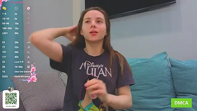 DonnaBurkee online show from 10-31-25, 04:57