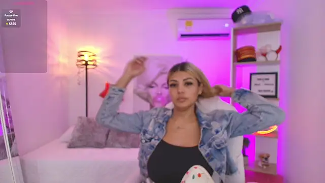 SALOOMEE   online show from 03-01-25, 11:39