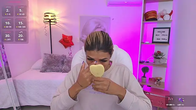 SALOOMEE   online show from 03-07-25, 10:56