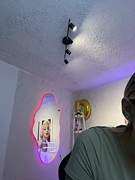 SALOOMEE   online show from 10-04-25, 11:08